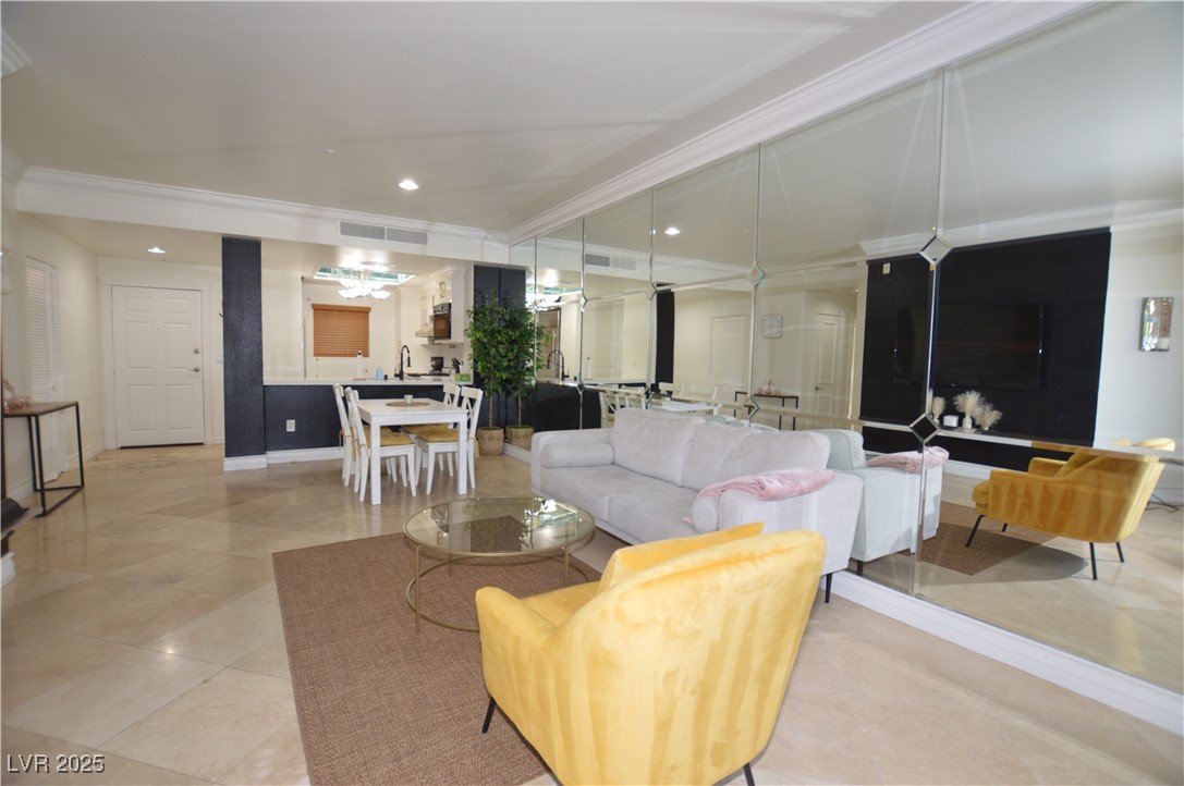 210 East Flamingo Road 127