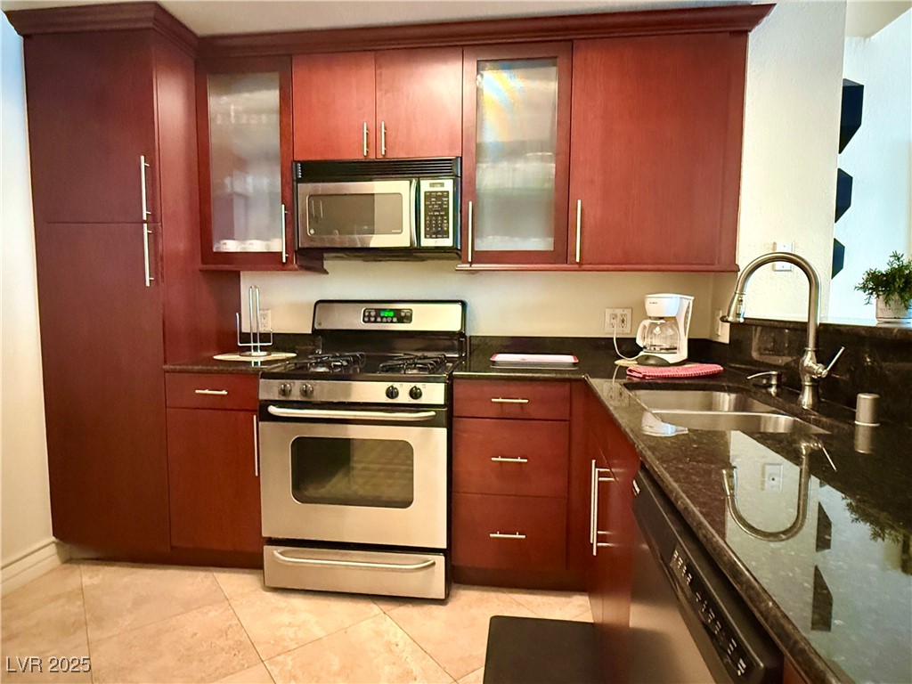 270 East Flamingo Road 106