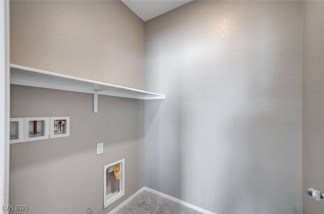 2585 Amazing Meadows Avenue 1006