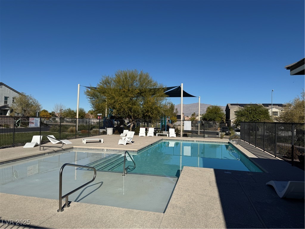 2585 Amazing Meadows Avenue 1006