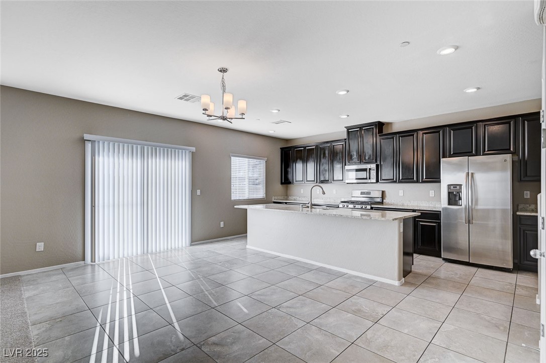 2585 Amazing Meadows Avenue 1006