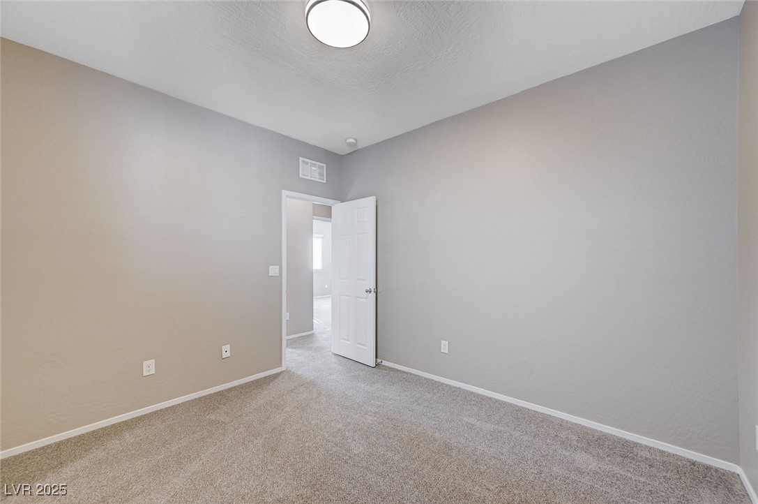 2585 Amazing Meadows Avenue 1006