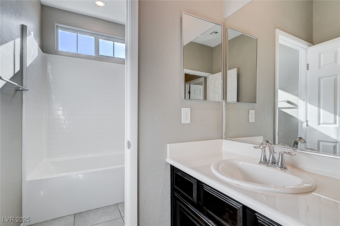 2585 Amazing Meadows Avenue 1006