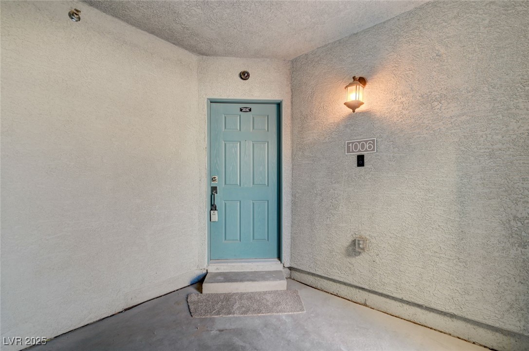 2585 Amazing Meadows Avenue 1006