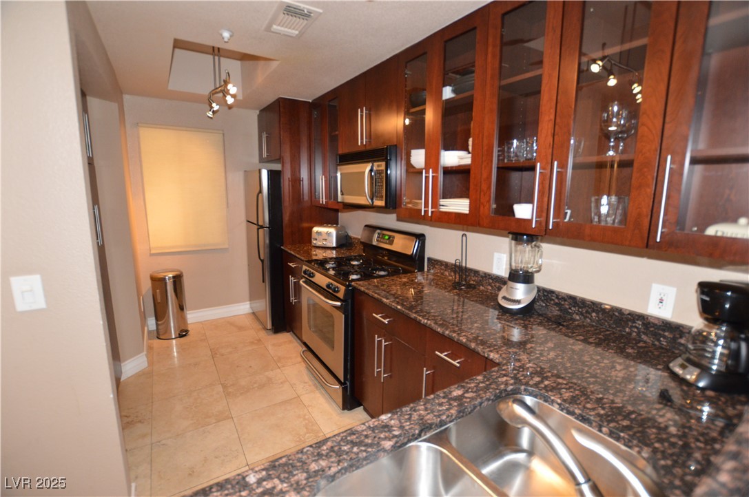 270 East FLAMINGO Road 112