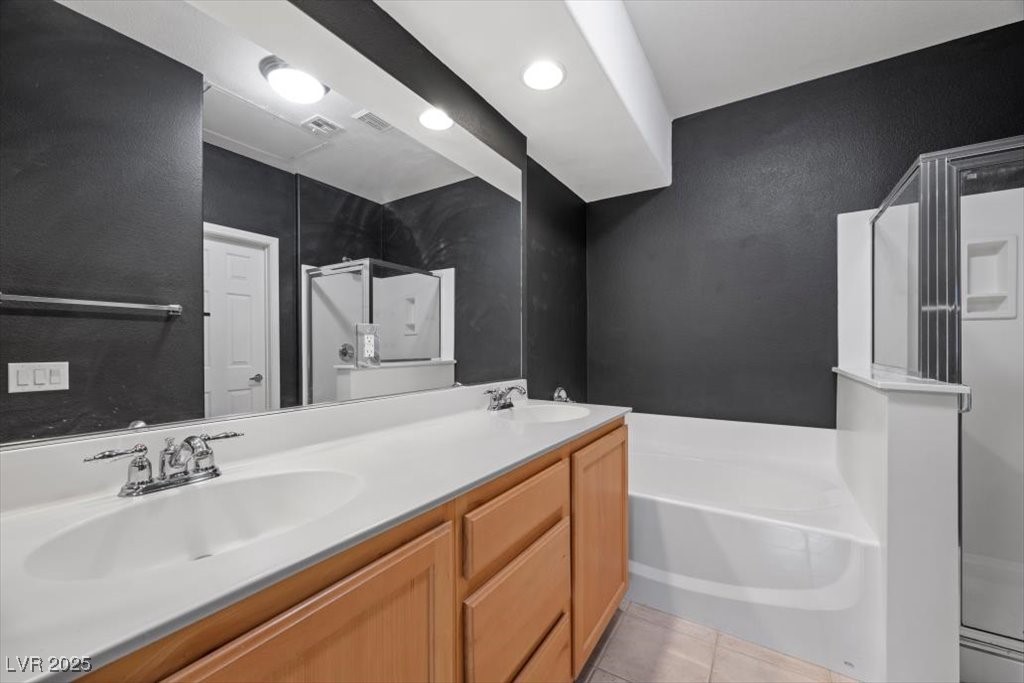 3975 North Hualapai Way 246