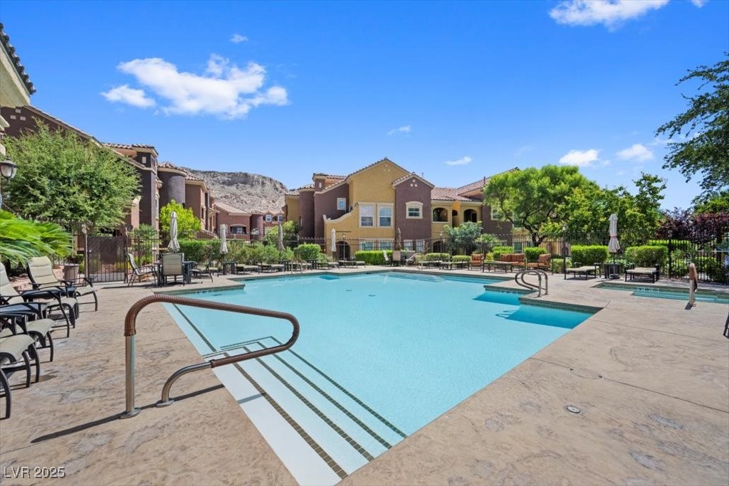 3975 North Hualapai Way 246