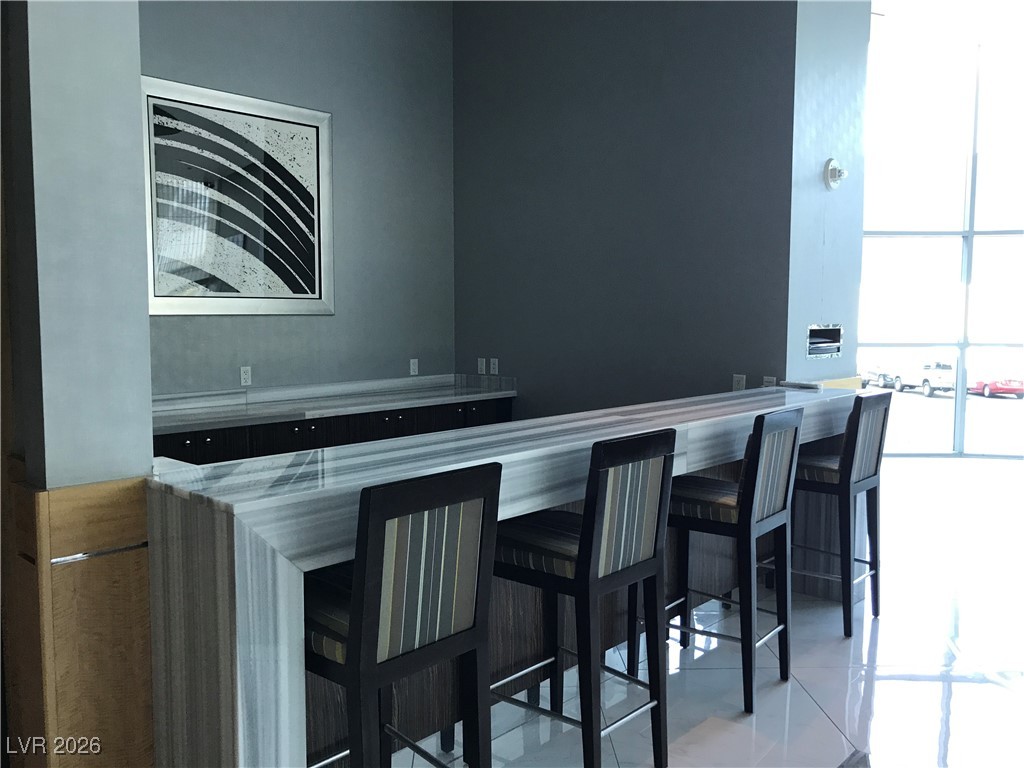 322 KAREN Avenue 1705