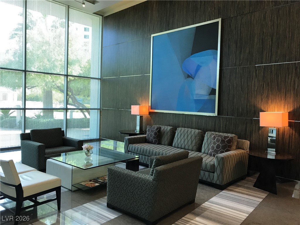 322 KAREN Avenue 1705