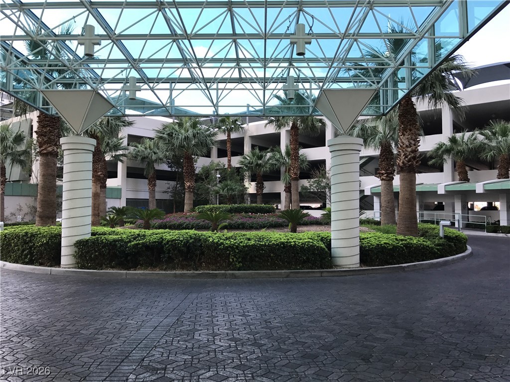 322 KAREN Avenue 1705