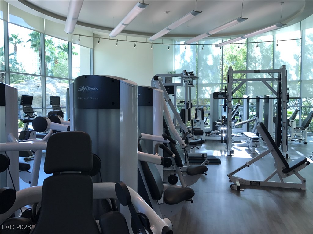 322 KAREN Avenue 1705