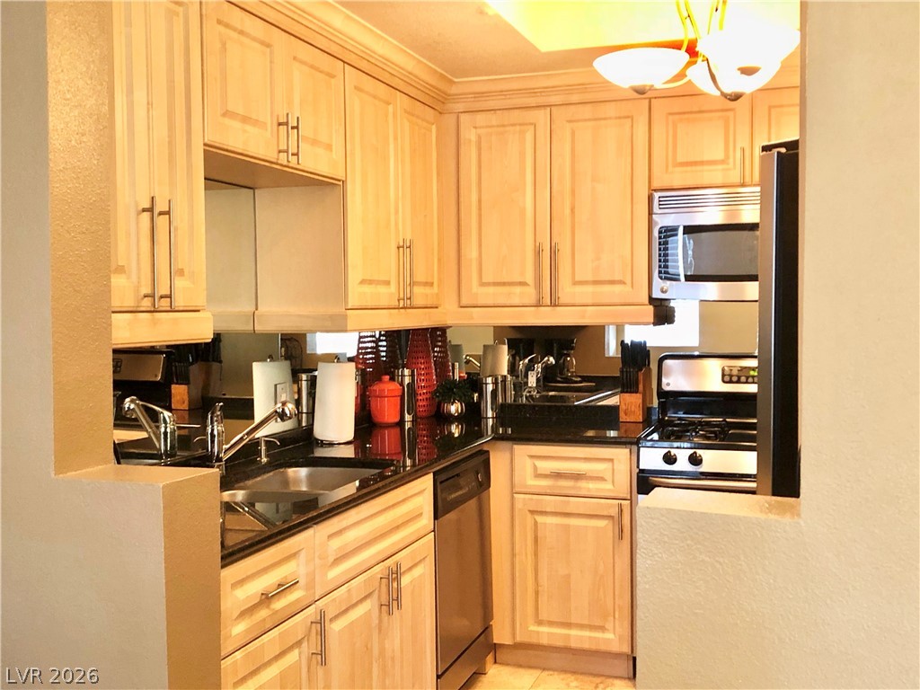 270 FLAMINGO Road 120