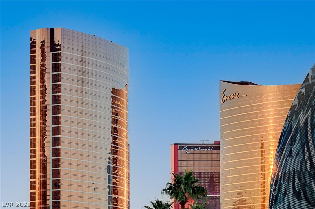 260 East Flamingo Road 202