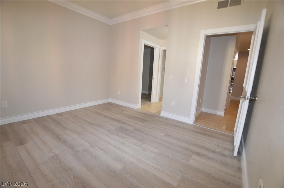 210 East Flamingo Road 301