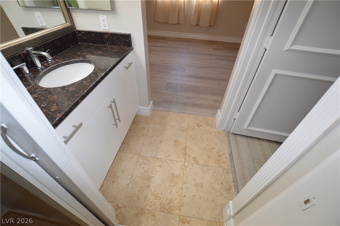 210 East Flamingo Road 301