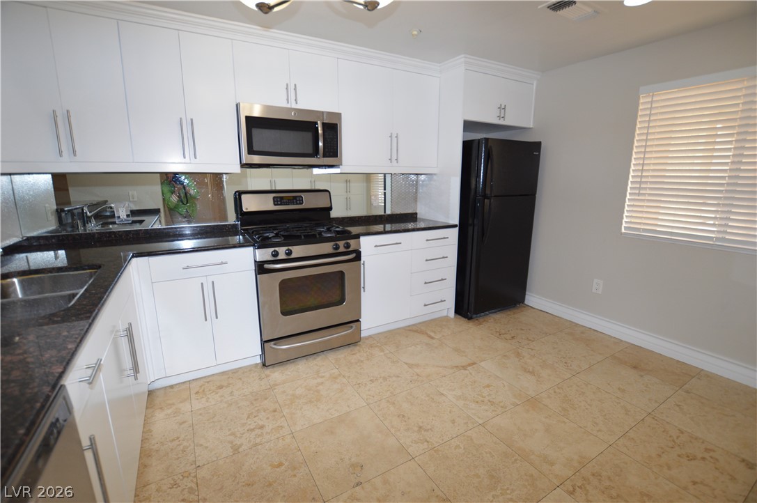 210 East Flamingo Road 301