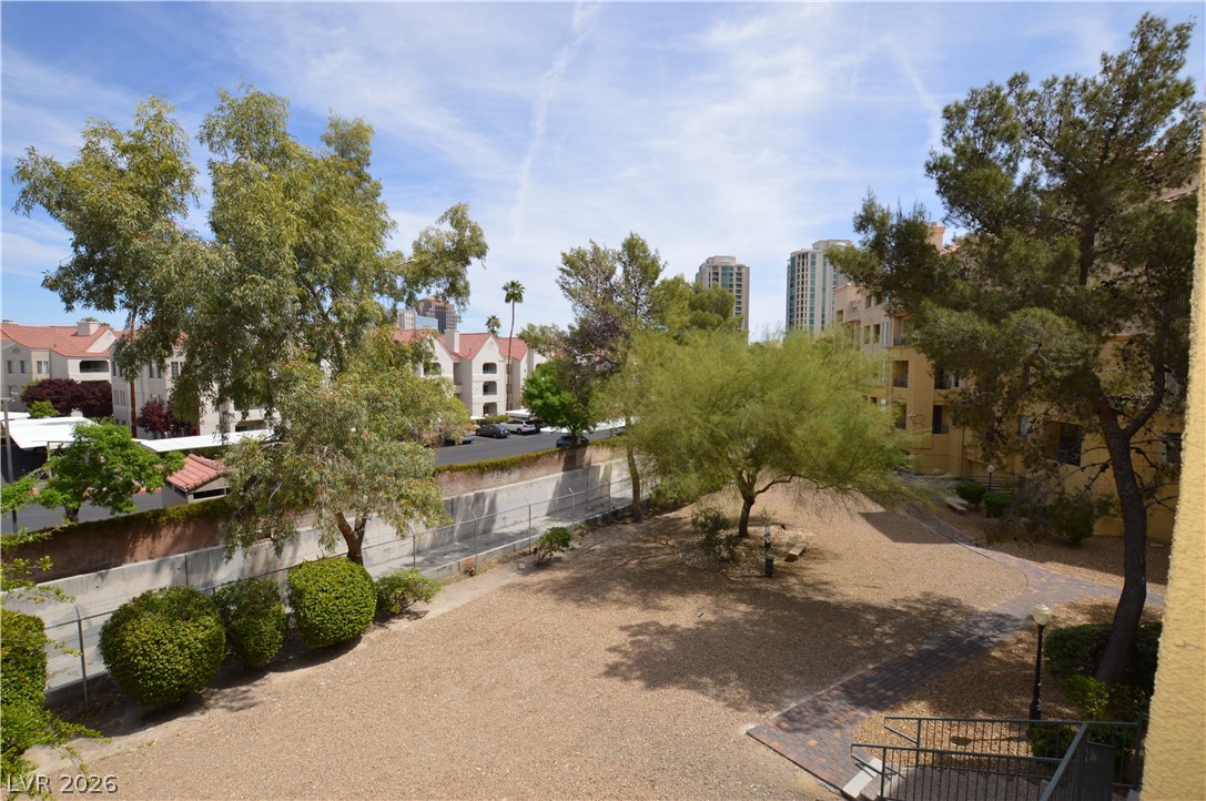 210 East FLAMINGO Road 226