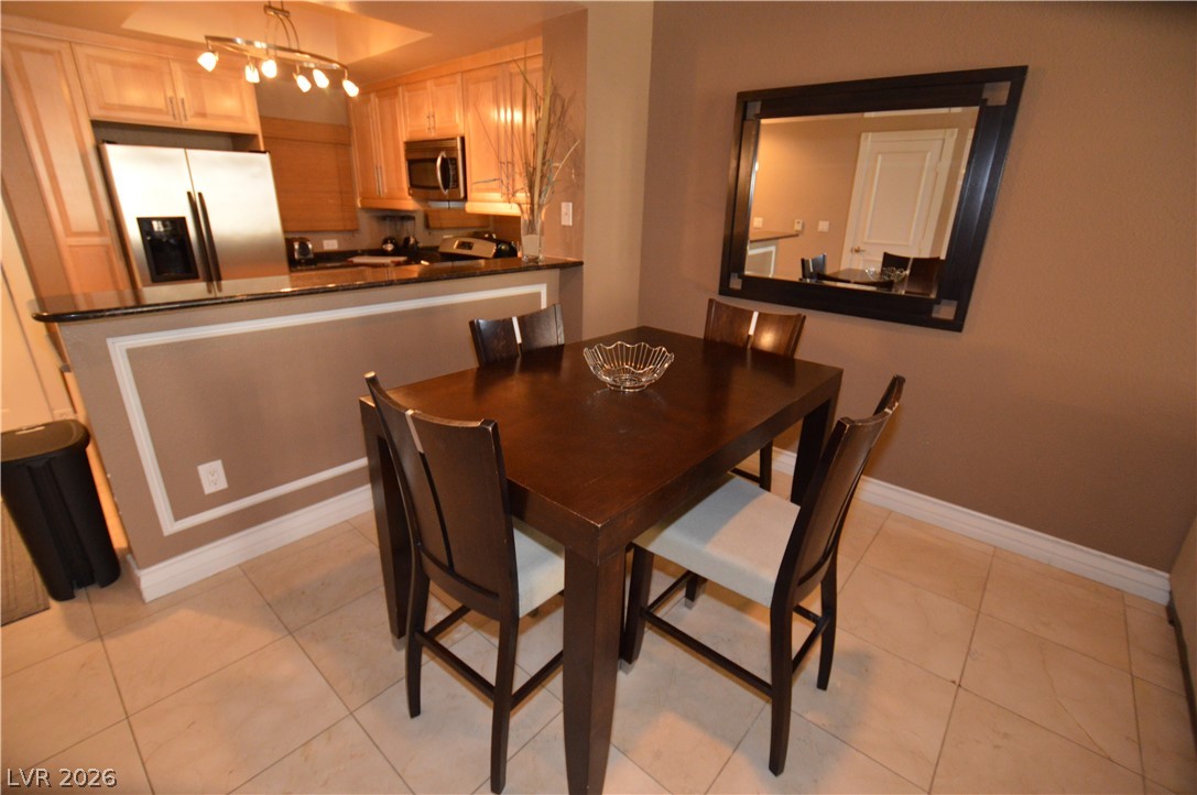 260 FLAMINGO Road 216