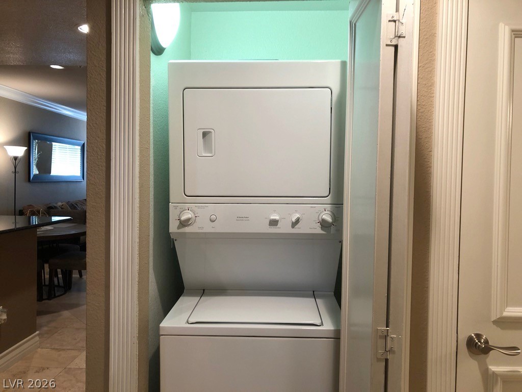 220 FLAMINGO Road 123