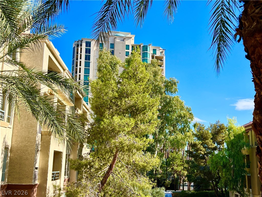 260 East Flamingo Road 202