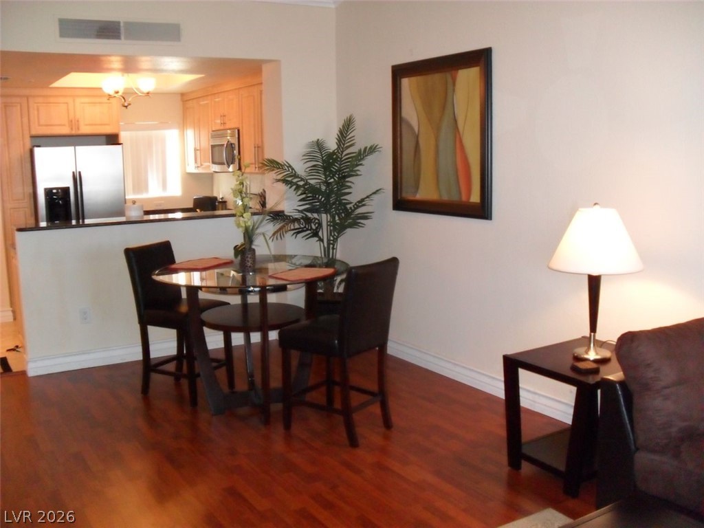 220 Flamingo Road 416