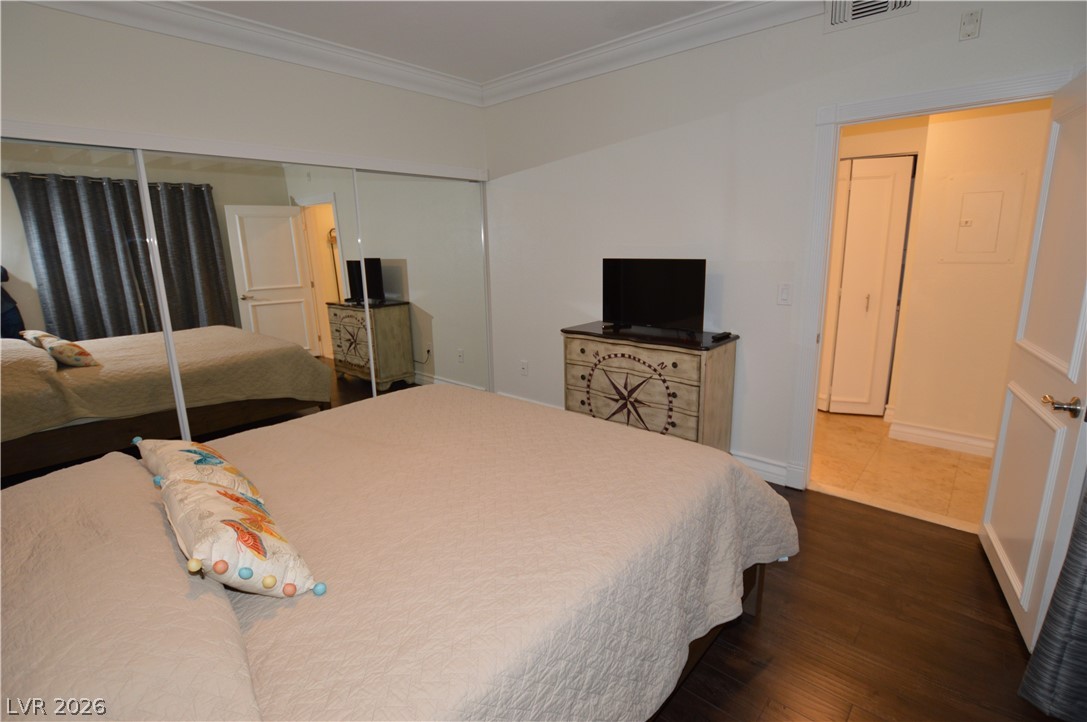 210 East Flamingo Road 202