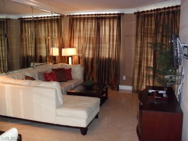 210 East FLAMINGO Road 125