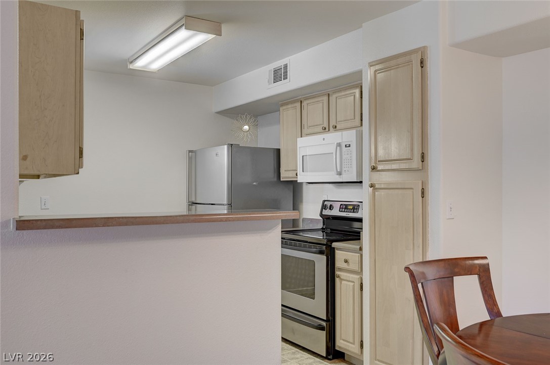 555 East Silverado Ranch Boulevard 2124