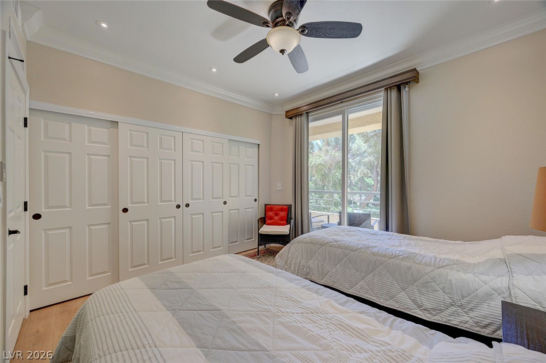 230 East Flamingo Road 106