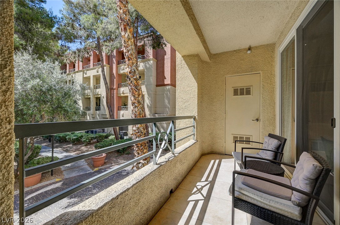 230 East Flamingo Road 106