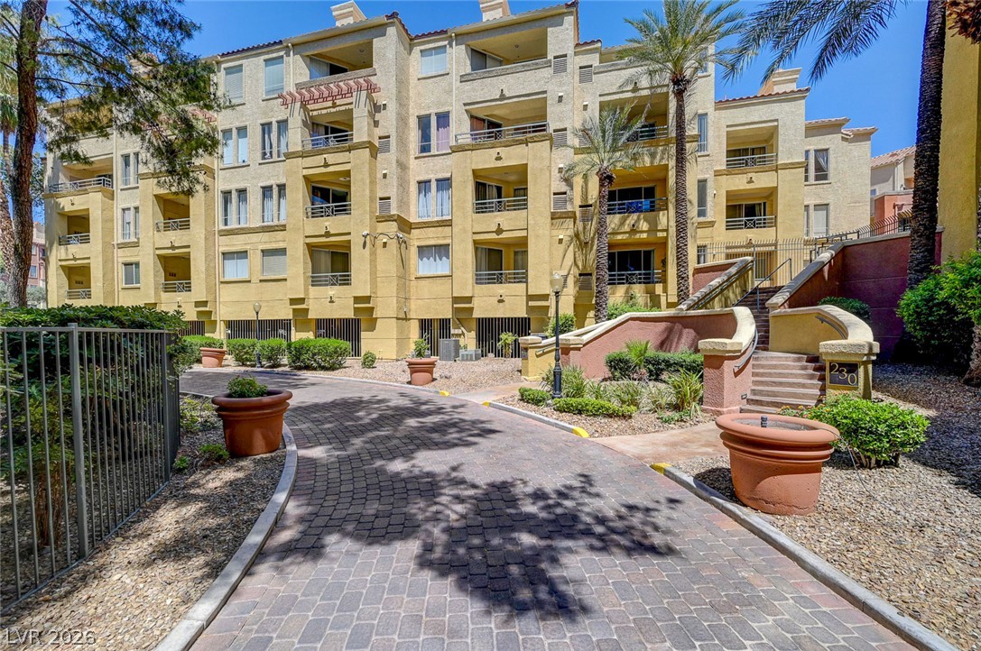 230 East Flamingo Road 106