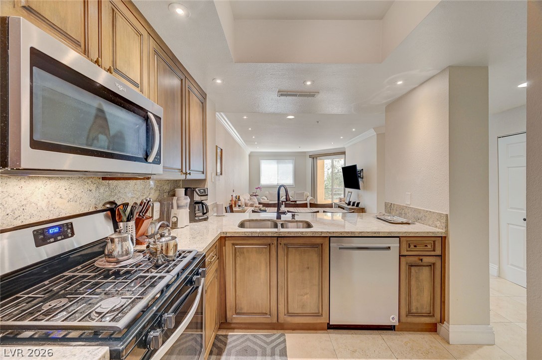 230 East Flamingo Road 106