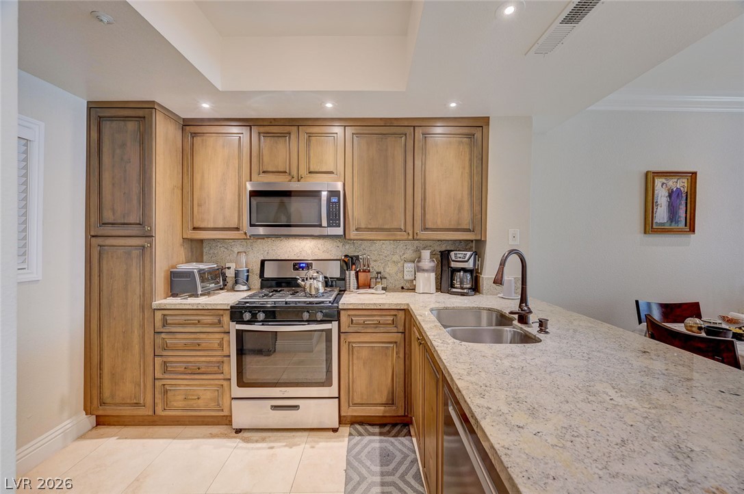 230 East Flamingo Road 106