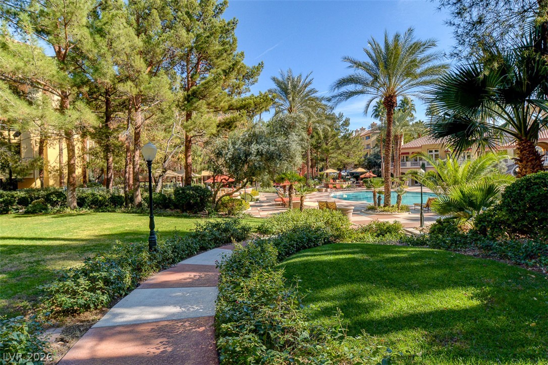 230 East Flamingo Road 106