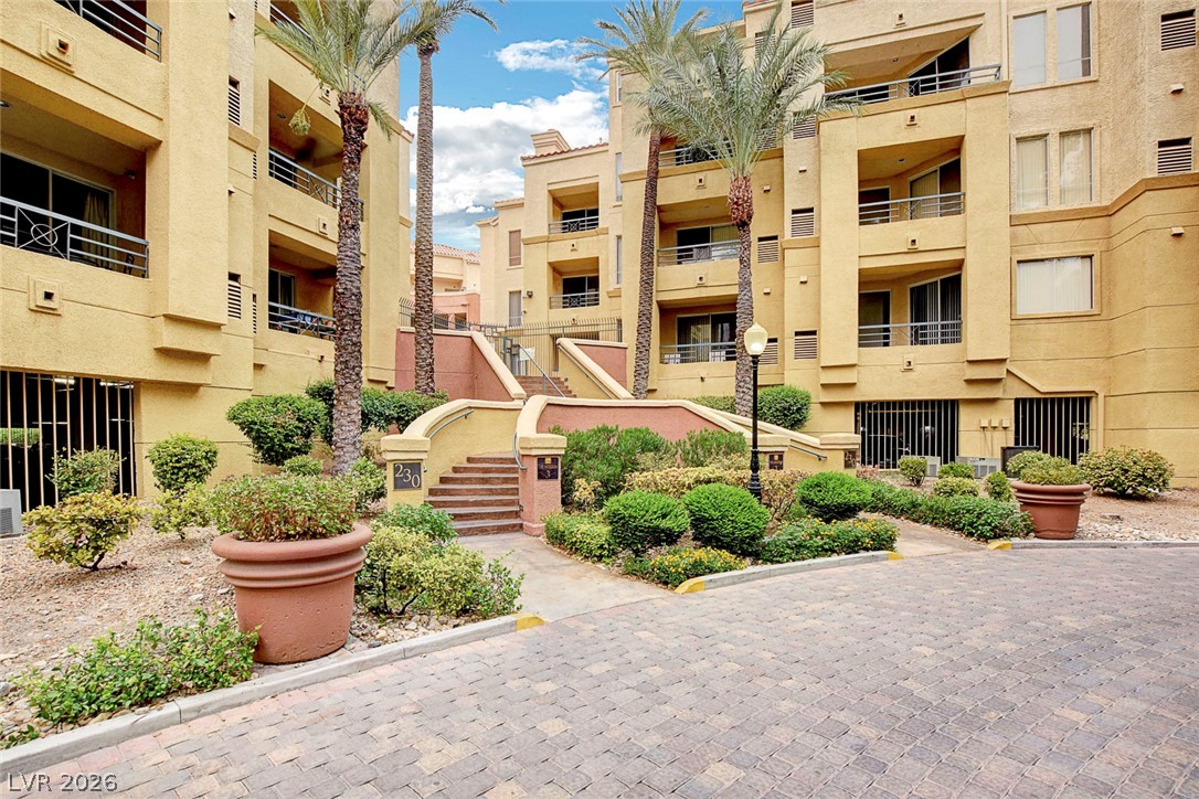 230 East Flamingo Road 106