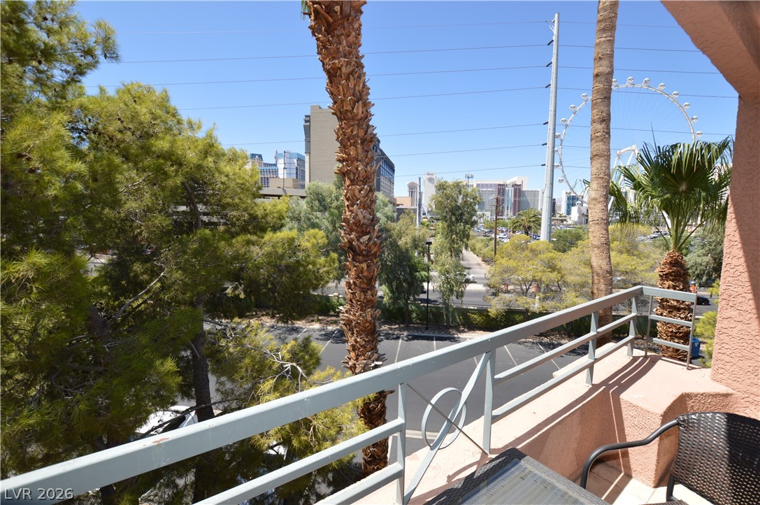 220 East FLAMINGO Road 327