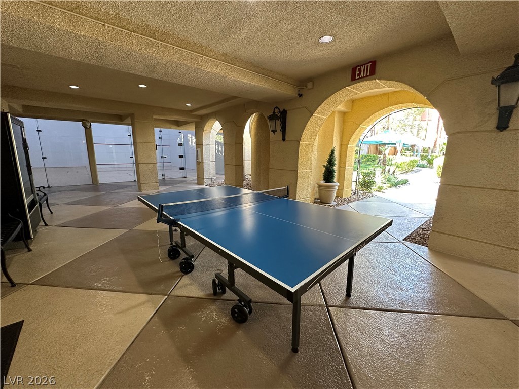 230 East Flamingo Road 223