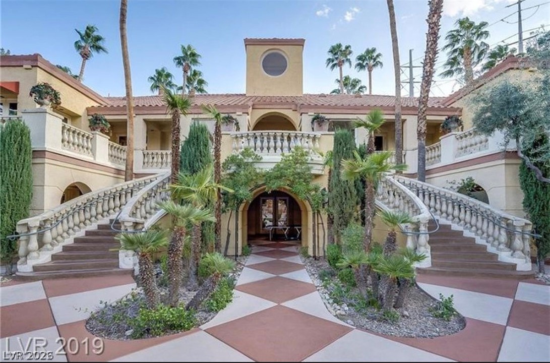 230 East Flamingo Road 223