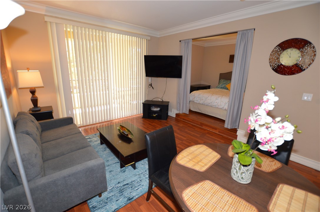 230 East FLAMINGO Road 231