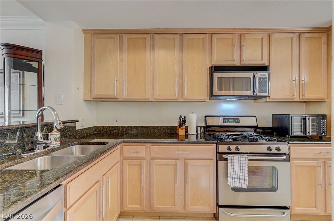 260 East Flamingo Road 304