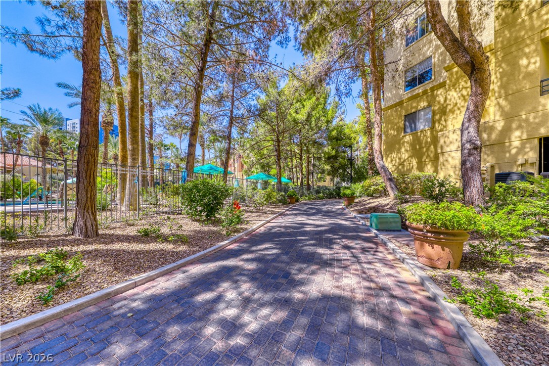 260 East Flamingo Road 304