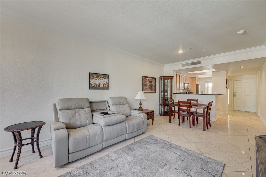 260 East Flamingo Road 304