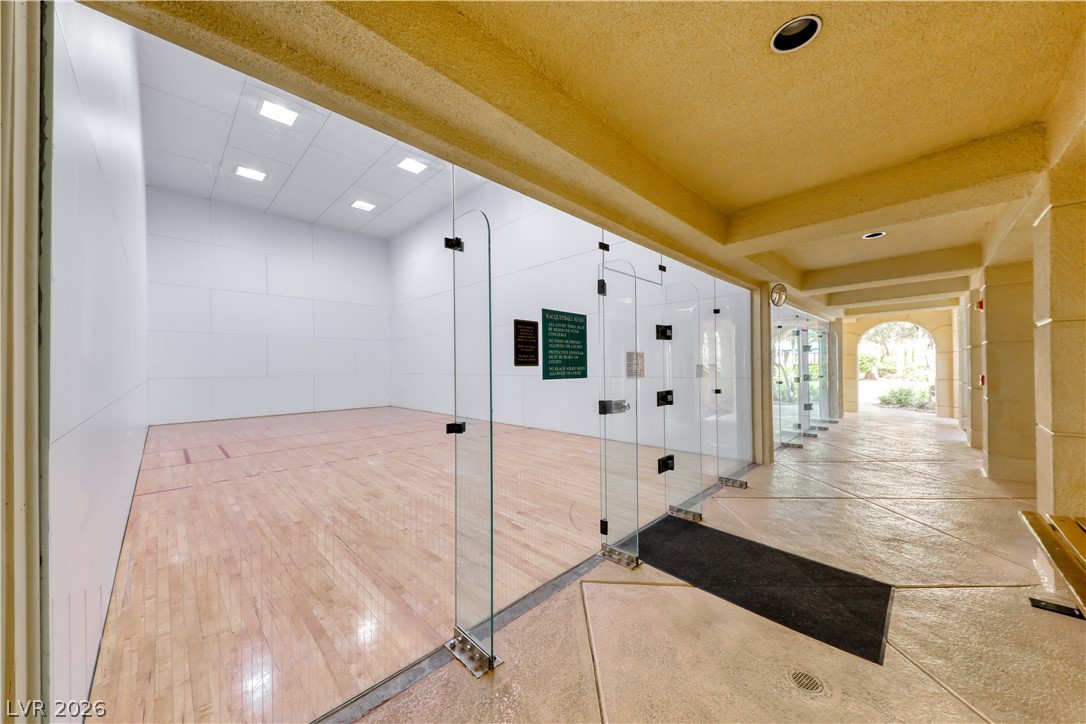 260 East Flamingo Road 304