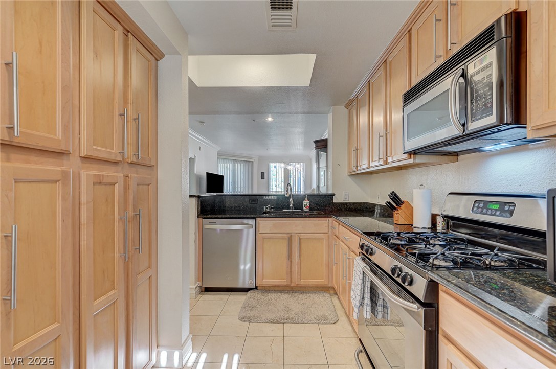 260 East Flamingo Road 304