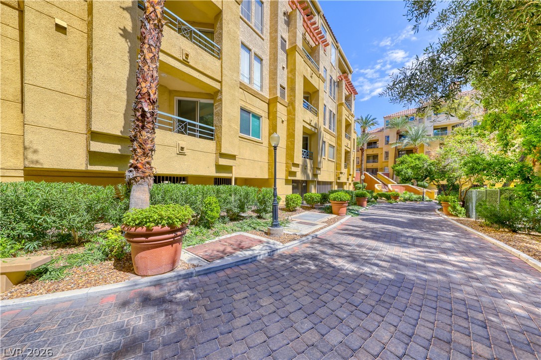 260 East Flamingo Road 304