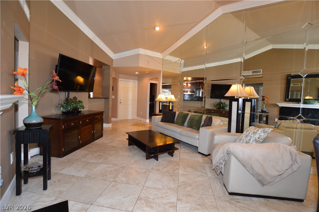 210 Flamingo Road 421