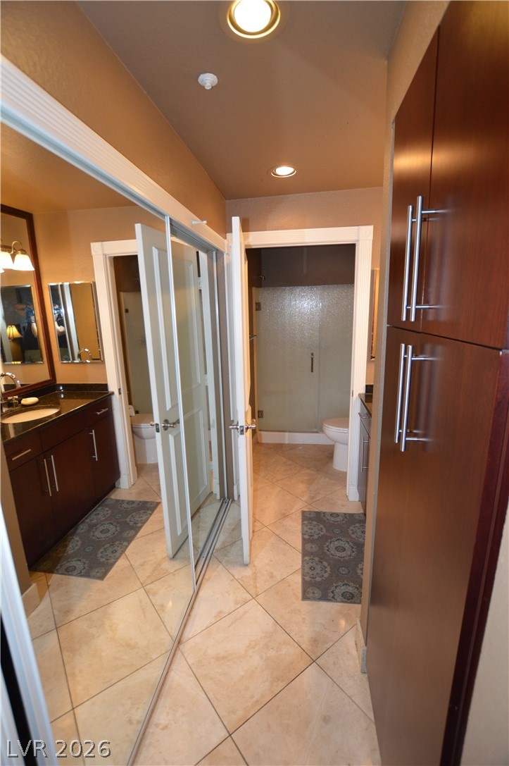 210 Flamingo Road 421