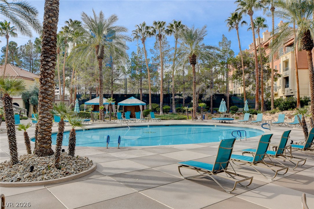 210 Flamingo Road 421