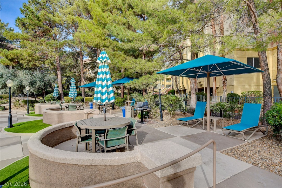 210 Flamingo Road 421