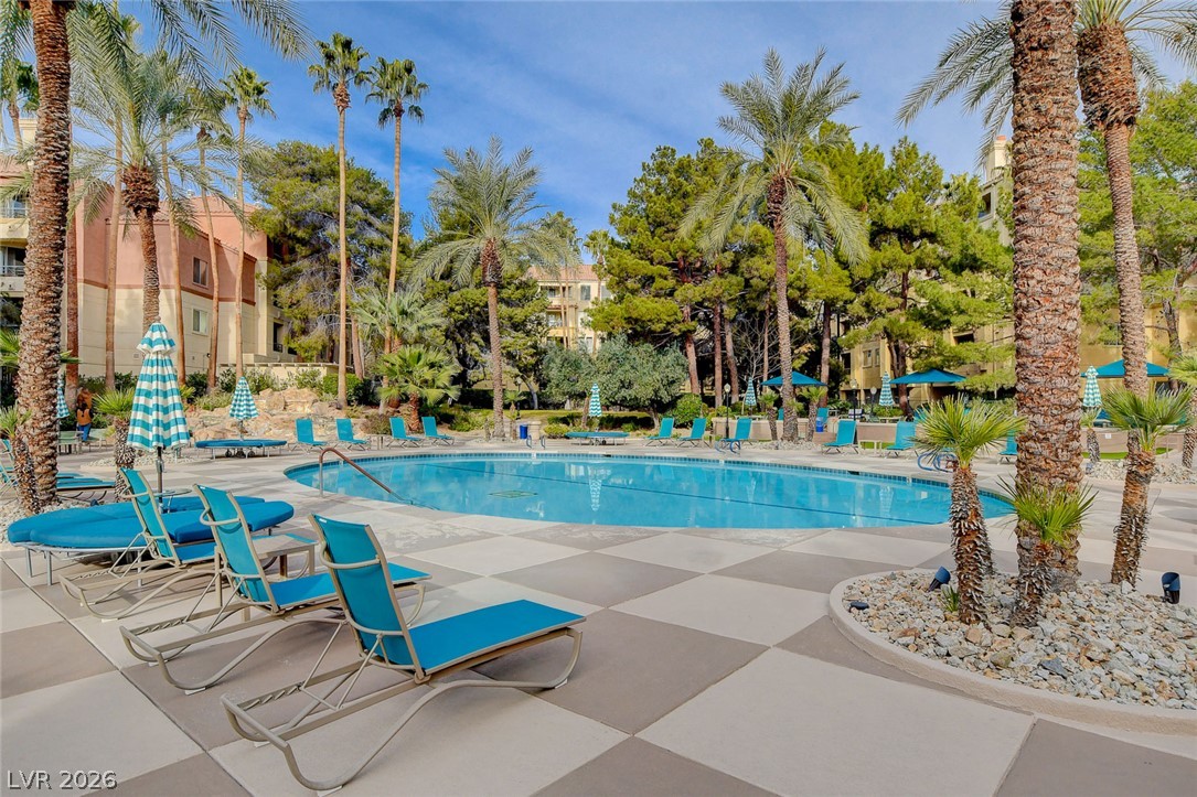 210 Flamingo Road 421